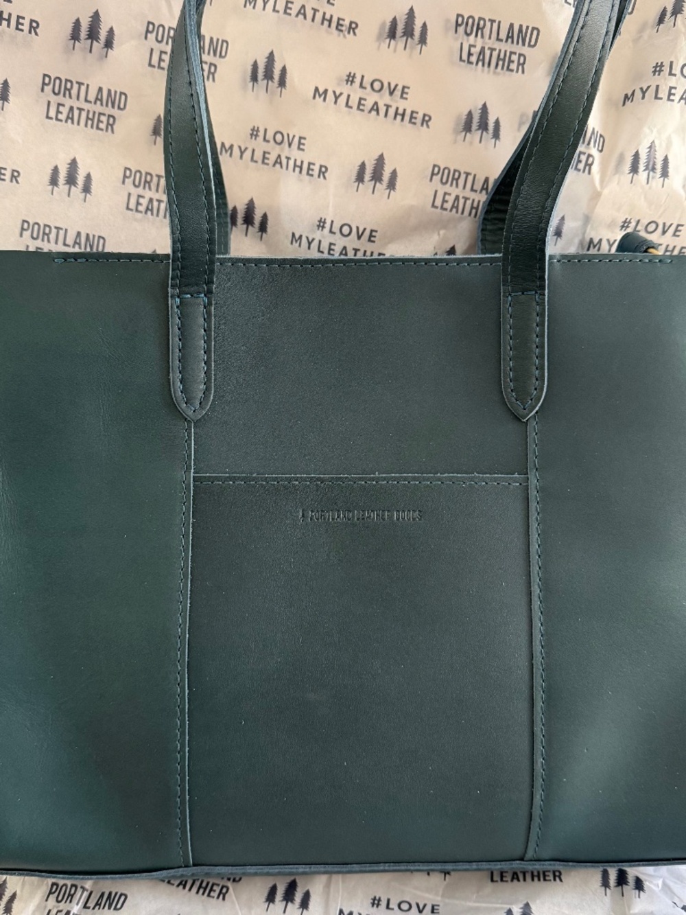 NIB Portland Leather Goods Large Lola East West Zipper Crossbody in Harbor Blue
